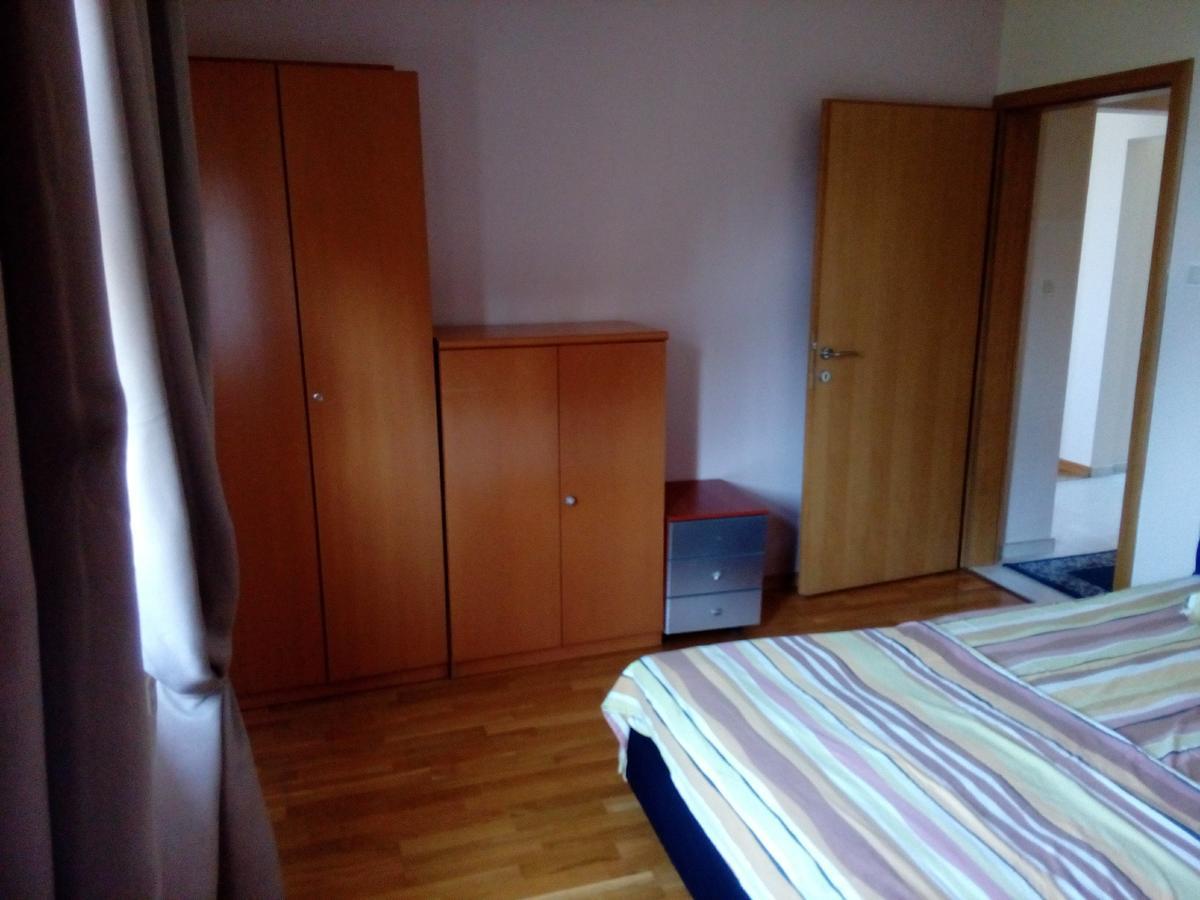 Rodna Βίλα Σκόπια